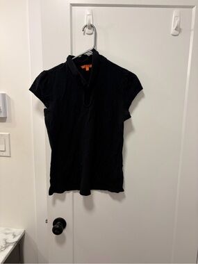 ModCloth Black Short-Sleeve Top with Keyhole Collar